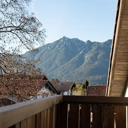 Ueberflieger Garmisch-Partenkirchen